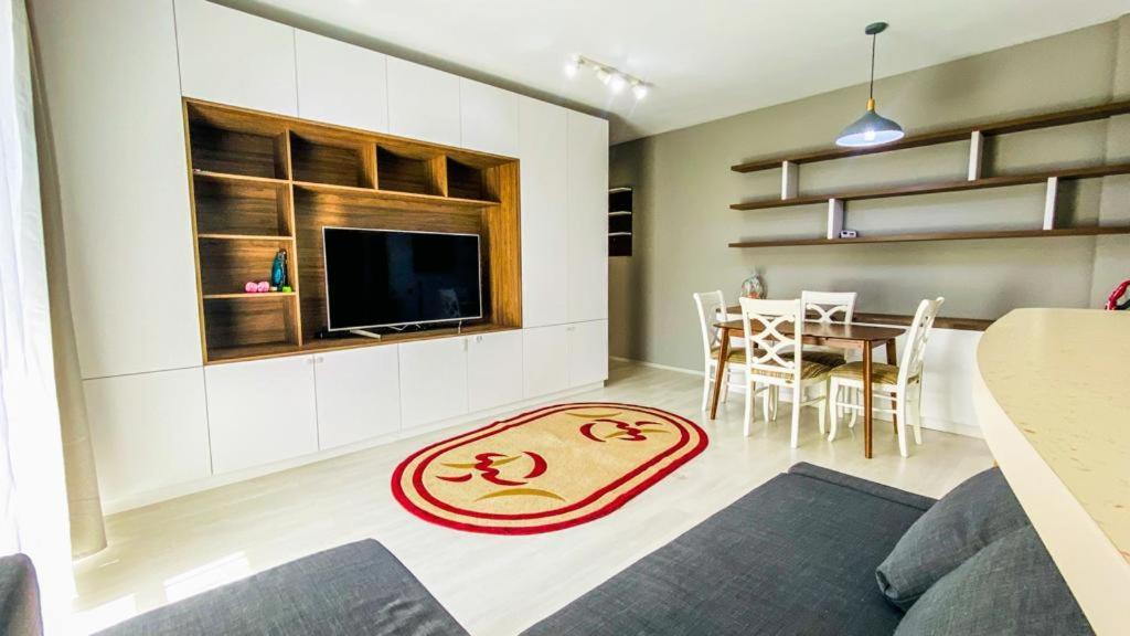 Tudor Central Apartment Mihai Viteazu Square Клуж-Напока Екстериор снимка