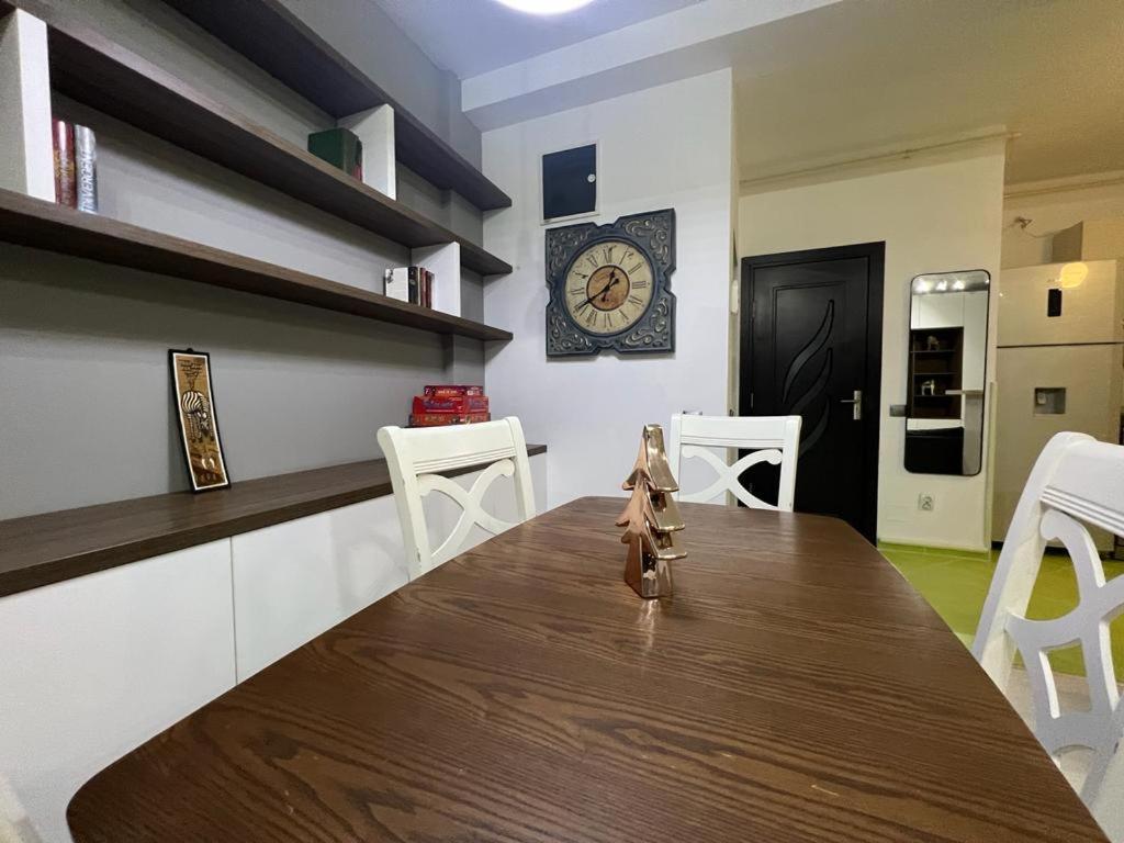 Tudor Central Apartment Mihai Viteazu Square Клуж-Напока Екстериор снимка