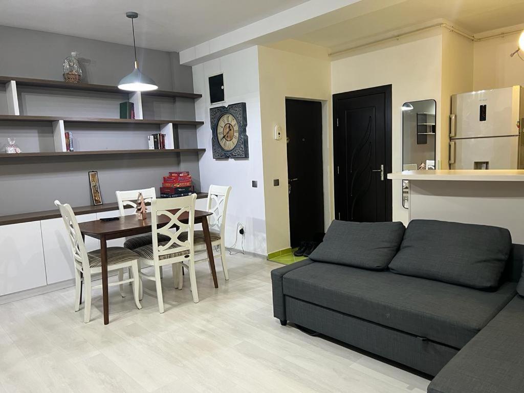 Tudor Central Apartment Mihai Viteazu Square Клуж-Напока Екстериор снимка